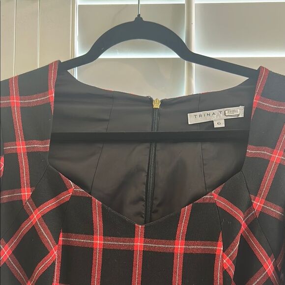 Trina Turk Chiyah Dress Sz 6 - Picture 4 of 7